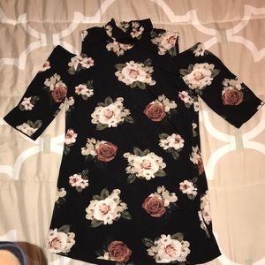 Black shoulder cut-out floral top
